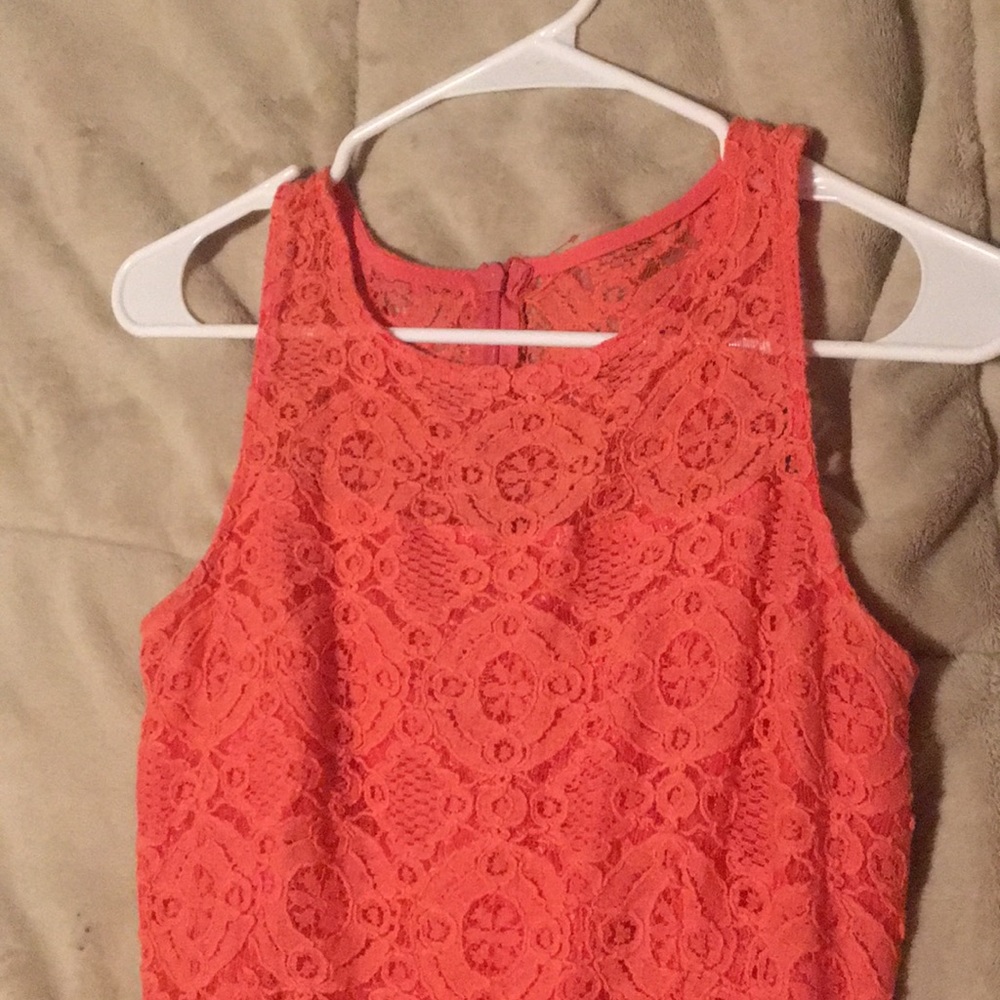pink dress
